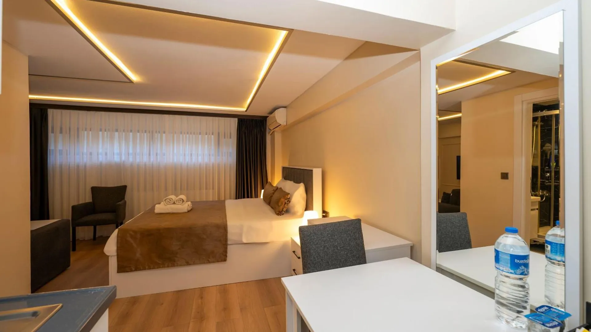 Aiza Suites Isztambul 2*,