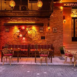 Apartmanhotel Kervanchi